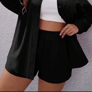SHEIN curve plus size black flowy shorts 4xl
